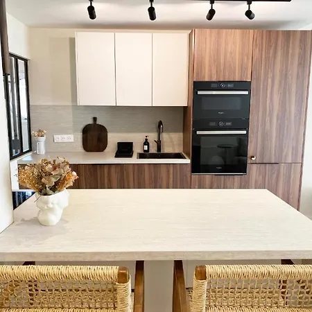 Daire 53 Berriat - T2 Avec Balcon, Moderne Et Bien Renove, Wifi Fibre *